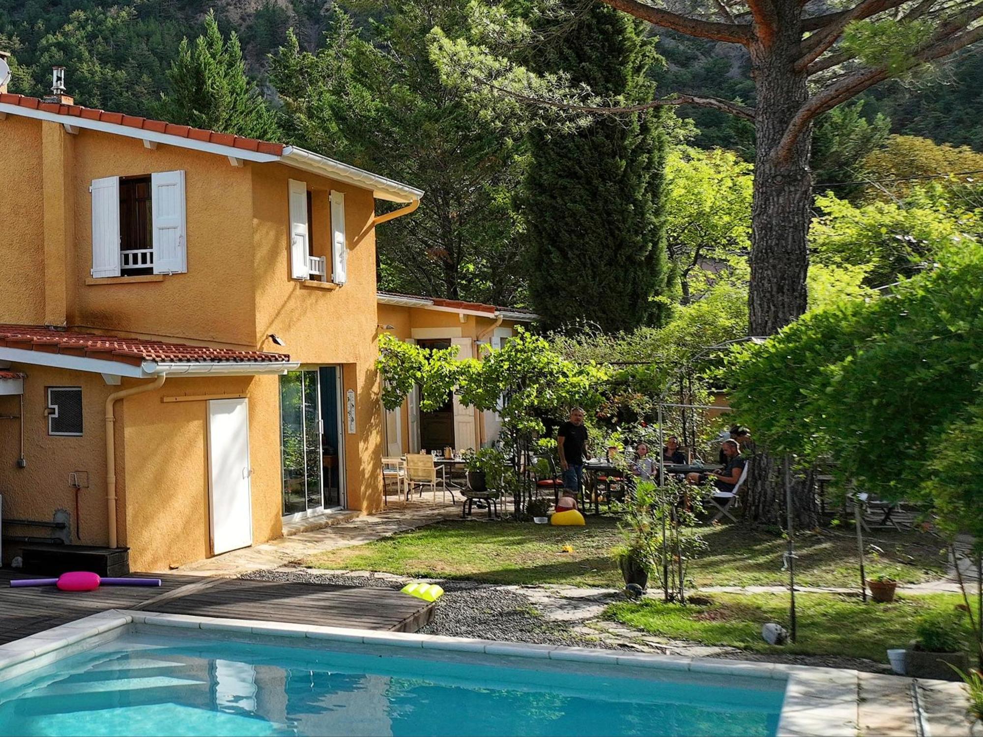 Chambres D'Hotes - Le Pin Des Arches Digne-les-Bains Buitenkant foto