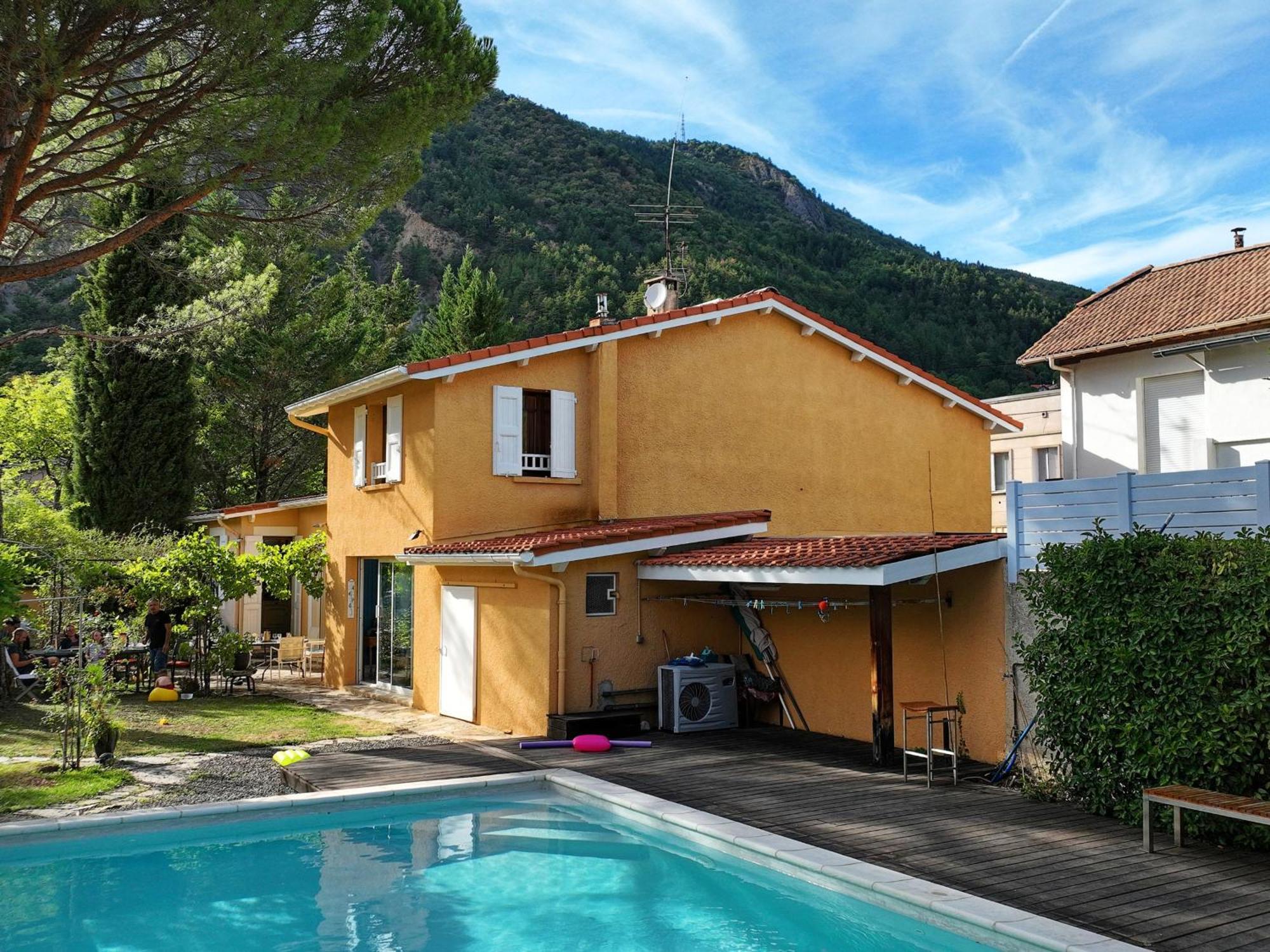 Chambres D'Hotes - Le Pin Des Arches Digne-les-Bains Buitenkant foto